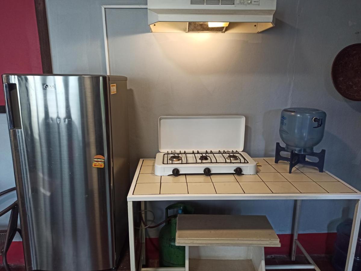 Hostal Harvest House Leon Bagian luar foto